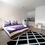 Lono Apartment *