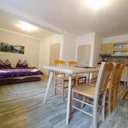 Lono Apartmán Jičín